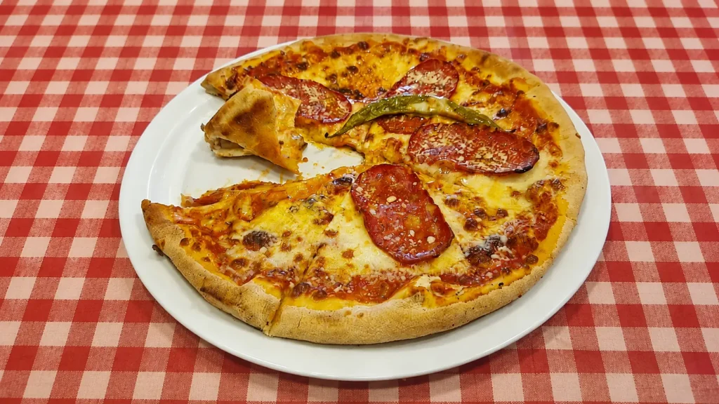 פיצרייה ללא גלוטן בודפשט - NonGlutén Pizzéria פיצה מטאבון